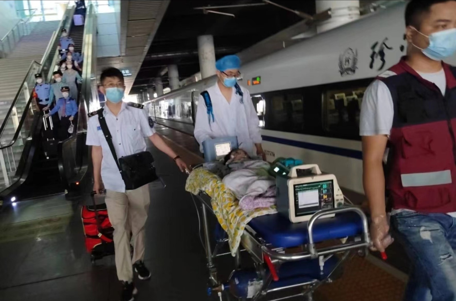 河口高铁转运公司